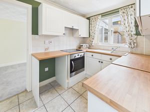 Kitchen- click for photo gallery